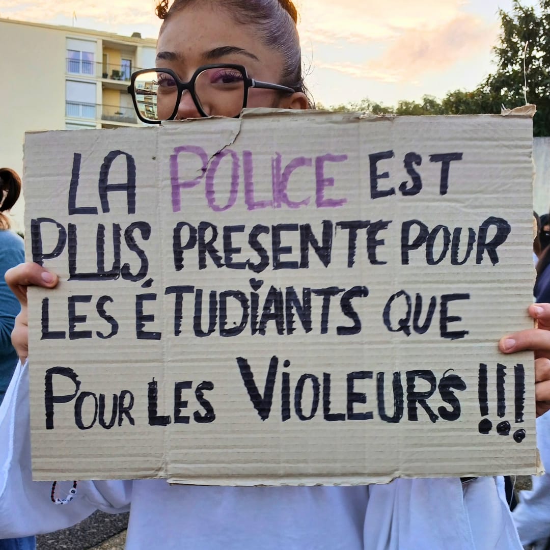 Manifestation-blocus au lycée Uruguay d'Avon